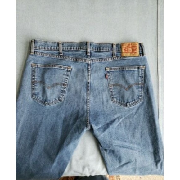 MEN'S LEVIS 505 STRAIGHT LEG JEANS  Medium Wash High Rise 42 x 32 Actual 41 x 30 - Picture 11 of 12